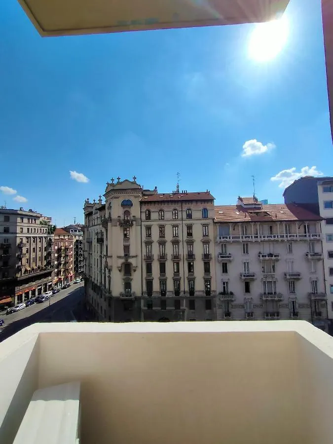 Studio Lunigiana Milano Stazione Milano Lägenhet