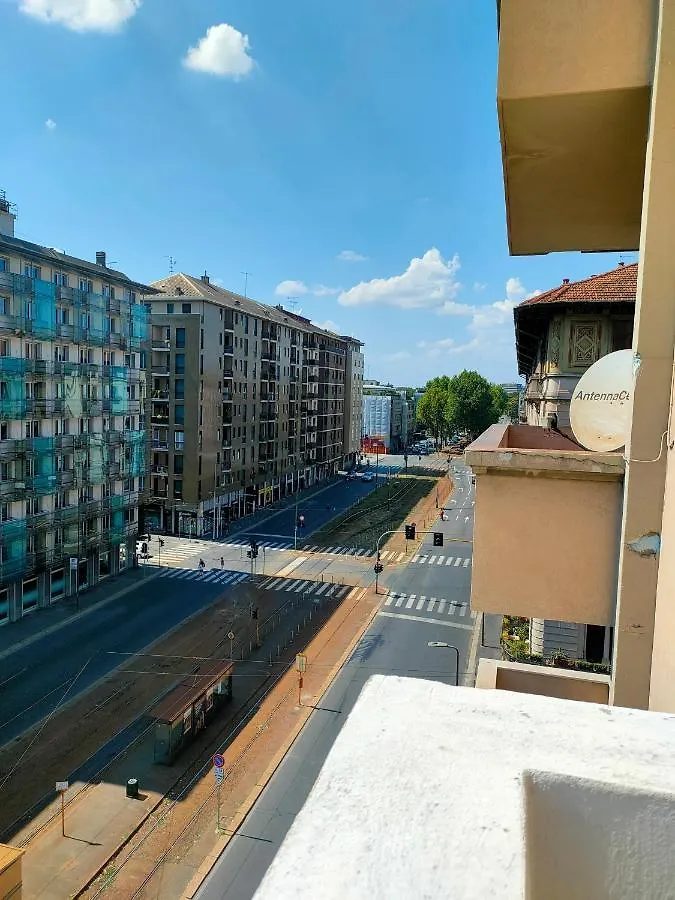 Studio Lunigiana Milano Stazione Milano 0*,