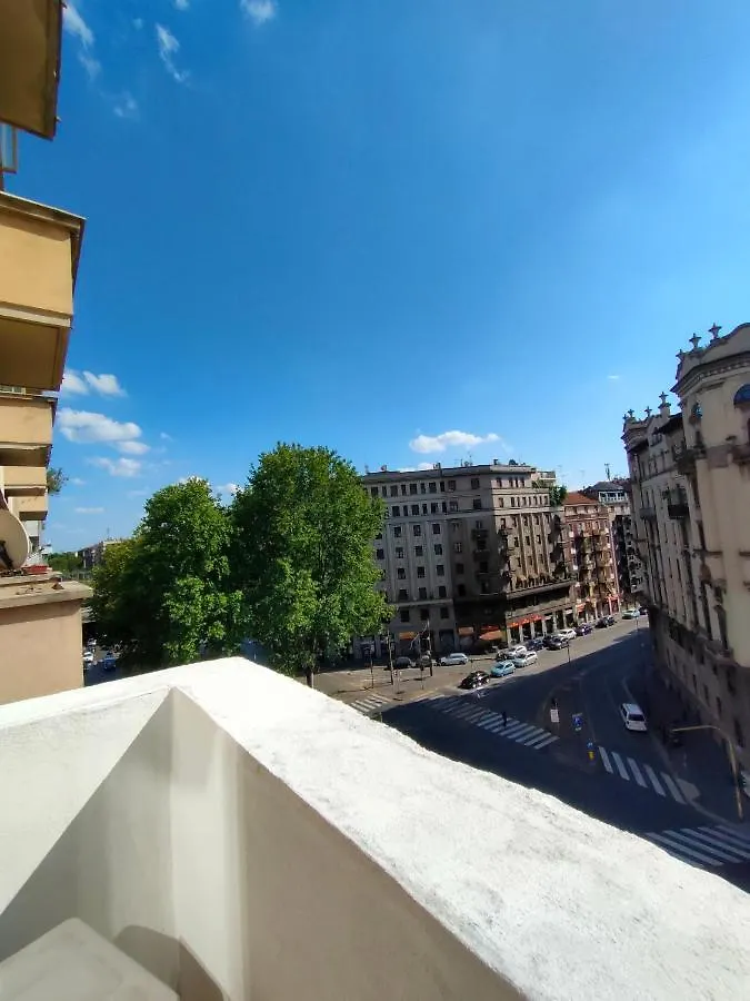 Studio Lunigiana Milano Stazione Milano דירה מילאנו
